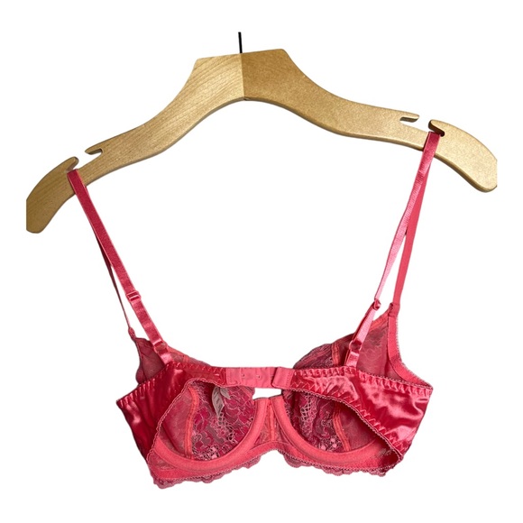 Victoria Secret Pink Lace Underwire Bra 34C - Picture 2 of 8